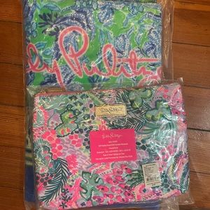 Lily Pulitzer beach towel and cosmetics bag